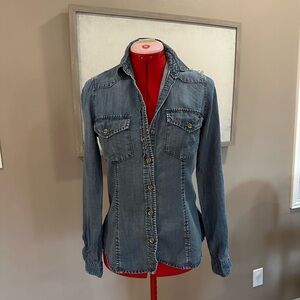 Cloth & Stone Light Blue Chambray Shirt